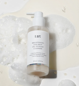 I.st BRIGHTENING ONE SHOT OIL TO FOAM CLEANSER 200ml nettoyant tout-en-un double action - Product Image 1