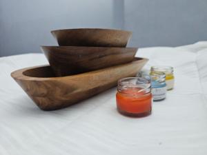 Cuenco de madera hecho a mano para árbol de Navidad |   Recipiente de Madera Rústico para Velas de Cera de Soja - Product Image 6