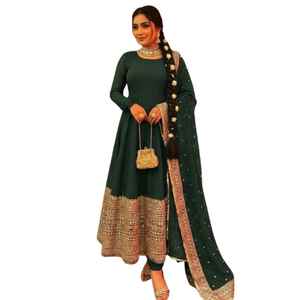 Nouvelle Conception Robe Punjabi Traditionnelle Cousue avec Broderie et Paillettes Qualité Supérieure Fusion Parfaite Fausse Fourrure Longueur Genou - Product Image 1