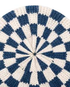 Gorro de punto personalizado con diseño de tablero de ajedrez azul y blanco, gorro de invierno cálido con puño, gorro de punto acrílico suave, unisex, estilo streetwear. - Product Image 5