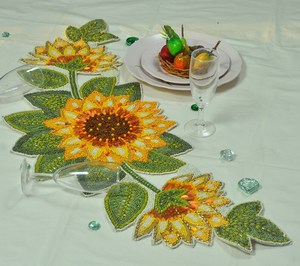 Glass Bead Handmade Leaf Pattern <b>Rectangle</b> Thanksgiving Decorative <b>Placemat</b> for Dining Table Sami Handicrafts From Uttar Pradesh - Product Image 4