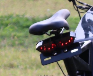 Vélo électrique Enduro 5KW à suspension intégrale, cadre entièrement en acier, 5000W 72V, style Stealth Bomber - Product Image 2