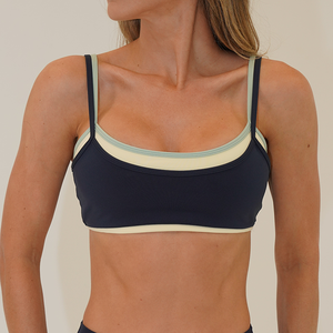 Soutien-gorge de sport pour femme, crème et bleu marine, à bretelles spaghetti, col rond, avec bordure contrastante, sans couture, respirant, maintien moyen - Product Image 4