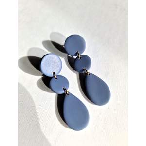 Boucles d'oreilles tendance en résine de qualité supérieure, accessoires élégants en cristal, pour fêtes, occasions décontractées et festives, fabriquées à la main, durabilité longue durée RR - Product Image 6