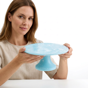 Support à gâteau en résine Aqua Swirl fait main, durable, de luxe, écologique, résistant au four et au lave-vaisselle, plateau de présentation pour mariage, fête, maison - Product Image 2