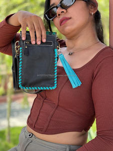 Westerns Tooled Leather Phone Handbag Piel de vaca real Tallado a mano Sling Bag Bolsas de tamaño pequeño Wristlet Pouch Sling Bag - Product Image 5