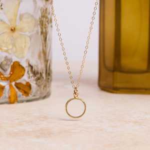 จี้เพชรควอตซ์ธรรมชาติ NIKHIL GEMS หินประจำเดือนเมษายน เงินแท้ 925 เครื่องประดับวินเทจสำหรับหมั้น ของขวัญสำหรับแม่ พี่สาว สีทอง - Product Image 1