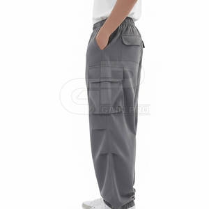 Pantalon cargo pour homme d'inspiration utilitaire, style streetwear, design de poches élégant, coupe confortable, idéal pour les voyages et les tenues décontractées - Product Image 4
