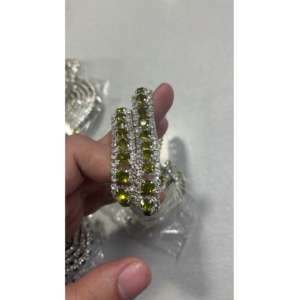 Diadema personalizada con múltiples cristales decorativos, hecha por Annabelle Horse, productos ecuestres al por mayor, accesorios para caballos, brida. - Product Image 2