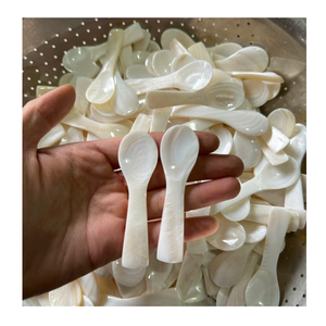 Cuillère en nacre naturelle non colorée, faite à la main, pour la production de vaisselle personnalisée - Product Image 2