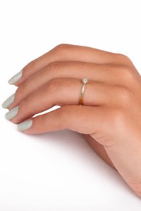 แหวนหมั้นฝังเพชรแบบตัดกลมแหวนสัญญาตามหลักจริยธรรม - Product Image 4
