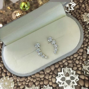 Modern Luxury IGI Certified Lab Grown Brilliant Cut Diamond High Purity <b>Silver</b> <b>Stud</b> <b>Earrings</b> for Engagement Wedding-Romantic - Product Image 2