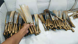 ฮอร์นรองเท้าทองเหลืองโบราณออกแบบได้ตามต้องการมีสไตล์สัตว์ดีไซน์รูปควายงานฝีมือขัดเงา - Product Image 6