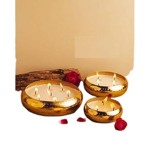 Precio al por mayor, portavelas de Metal, portavelas de mecha múltiple, soporte de luz de té dorado, soporte de luz de té para Diwali - Product Image 1