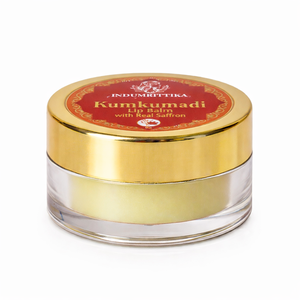 INDUMRITTIKA Bálsamo Labial Humectante Kumkumadi con Manteca de Karité y Vitamina E para Mujer, Tamaño de Viaje 8g - Product Image 3