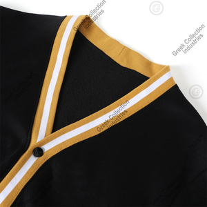 Cardigan noir en tricot pour femmes de sororité avec rayures jaunes et blanches, col en V, manches longues, pull décontracté, coupe classique, broderie grecque - Product Image 6