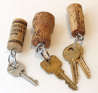 Porte-clés en plastique pour bouchon de bouteille - Cadeau pour les amateurs de vin - Outil de bar
