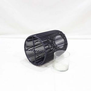 Farol de Cilindro de Mimbre de Plástico Negro en Oferta para Decoración Moderna de Mesa - Product Image 4