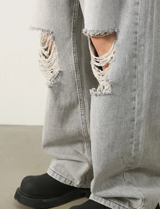 Jeans en denim délavé sur mesure de qualité supérieure pour hommes – Coupe droite décontractée, brodés, style classique, coupe ample, pantalon hip-hop vintage - Product Image 4