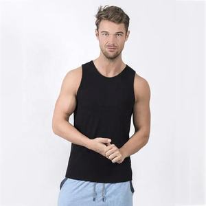 เสื้อกล้ามเข้ารูปผ้าฝ้ายคอตตอนคอลูกเรือระบายอากาศได้ดีเสื้อสตริงเกอร์ถักทรงสูงยืดซักได้สำหรับผู้ชาย - Product Image 1