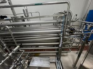 Machine de pasteurisation de jus en acier inoxydable, équipement de traitement de jus de fruits, système d'unités industrielles de pasteurisation de boissons - Product Image 3