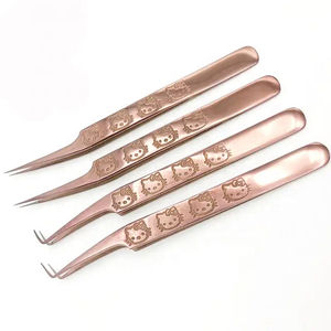แหนบต่อขนตา KAAMIR INSTRUMENTS สลักลายด้วยเลเซอร์ ด้ามจับลายกุหลาบทอง ทำจากสแตนเลส ปลายเรียบ 90 องศา - Product Image 2