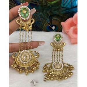 ต่างหูระย้าทรงยาวประดับมอยส์ซาไนต์ชุบทองเหลืองคุณภาพพรีเมียมสำหรับผู้หญิงและเด็กผู้หญิง เหมาะสำหรับงานแต่งงานและงานปาร์ตี้ - Product Image 1