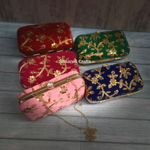 กระเป๋าคลัทช์กำมะหยี่ทำมือสำหรับผู้หญิง กระเป๋าคลัทช์โลหะลายปาล์มสไตล์ชาติพันธุ์ ของชำร่วยงานแต่งงาน พร้อมงานปักลาย - Product Image 5