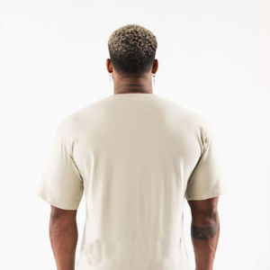 Camiseta Deportiva 100% Algodón para Hombre, Cuello Redondo, Tejido Grueso y Resistente, Anti-Pilling, Transpirable, con Diseño OEM - Product Image 4