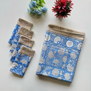 Serviettes en coton imprimées faites à la main, motif floral bleu, rectangulaires 70x150cm, lavables en machine, décoration de table classique - Product Image 5