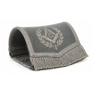 Manchettes maçonniques avec motifs élégants, matériau de qualité et ajustement confortable pour chemises formelles, vestes et accessoires de manches - Product Image 2