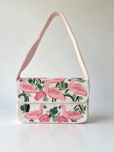 Sac à bandoulière flamant rose perlé fait main, motif feuilles tropicales, style bohème, écologique, léger, pour l'été, la plage et les mariages - Product Image 1