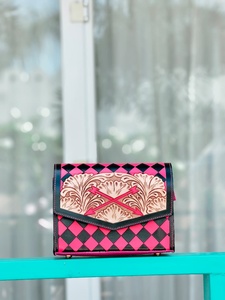 Hand <b>Tooling</b> Carved Checkered Diamond Pattern Messenger Handbags For Women 100% Genuine Leather Ladies <b>Small</b> Flap Messenger Bags - Product Image 6