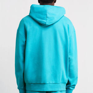 Survêtements personnalisés pour femmes, grammage lourd 500 GSM 350 GSM, en molleton polyester/coton, avec broderie, comprenant un sweat à capuche oversize et un short - Product Image 3