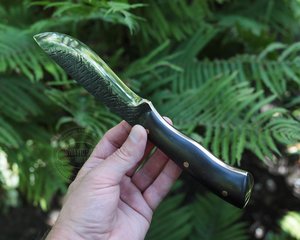 Cuchillo Zombie de Acero de Damasco con Punta Caída, Mango de Madera y Borde Biselado de 0.6 mm de Grosor - Product Image 4