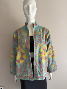Veste en velours brodée de fleurs, col mandarin, manches longues, manteau pour femme, style bohème chic vintage fait main - Product Image 1