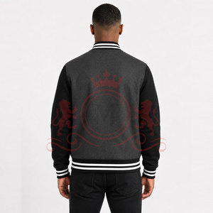 Veste Letterman gris anthracite classique avec col côtelé et boutons sur le devant, design streetwear élégant et décontracté - Product Image 4
