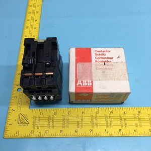 AMAT 1200-90154 TIPO CONTRATISTA B30-30, 24 VAC - Equipo y Piezas de Semiconductores de Confianza de Marca Global - Product Image 1