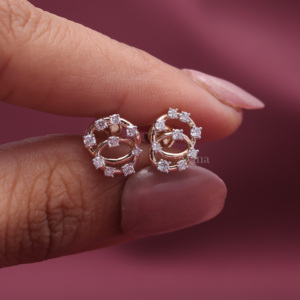 Boucles d'oreilles clous en or rose/jaune/blanc 14 carats avec diamants ronds cultivés en laboratoire certifiés IGI, motif spirale, design géométrique - Product Image 1