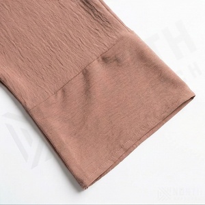2025 OEM Kimono Abaya pour femmes musulmanes, en tissu polyester épais, doux et très extensible, col en V, manches longues, pour fêtes, Ramadan, mariages - Product Image 5