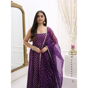 Ropa y Accesorios Musulmanes Tradicionales de Diseñador, Elegante Vestido Anarkali para Fiesta con Pantalón y Dupatta - Product Image 4