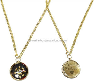 Latón náutico grabado tu collar de Amistad Ranboo brújula regalos para ella él amigos medallón brújula - Product Image 1