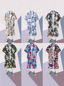 ชุดชายหาดลำลองสำหรับผู้ชาย เสื้อเชิ้ตลายดอกไม้ กางเกงขาสั้น ชุดสองชิ้น สำหรับวันหยุดพักผ่อนช่วงฤดูร้อน เนื้อผ้าบางเบา ใส่สบาย - Product Image 4