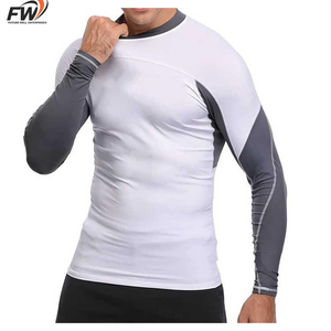 Camiseta de compresión deportiva personalizada con logo, cómoda, para hombre, manga larga, para MMA, fabricada en Pakistán. - Product Image 4