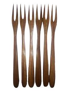 Ensemble de fourchettes en bois - Écologiques, durables, pour les fêtes et les dîners, ustensiles de table en bois au meilleur prix, fabriquées à la main par un fabricant de fourchettes en bois. - Product Image 3
