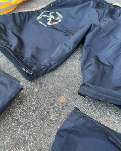 Vêtements de rue de haute qualité personnalisés 2 en 1 pantalon de survêtement ample et ample à imprimé de pierres coupe-vent pantalon court pour hommes pantalon en nylon - Product Image 2