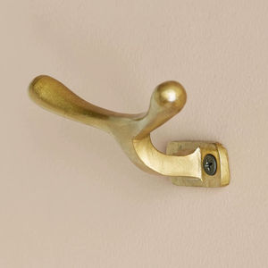 Porta Toallas Resistente y Ecológico de Acero al Carbono para Montar en la Pared, Ideal para Cocinas y Baños - Product Image 1