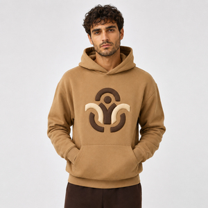 Sudadera con capucha moderna para hombre con estampado en relieve que combina gráficos dimensionales, comodidad y una silueta relajada para un estilo urbano diario. - Product Image 1