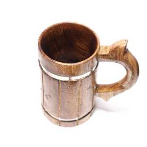 Mug à bière en bois poli fait main, style viking rustique médiéval, traditionnel - Product Image 4