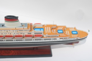 SS LEONARDO DA VINCI Black Hull | Handcrafted Wooden Italian Cruise Lines Model for Nautical Lover Home Decoration Business Gift - Product Image 5